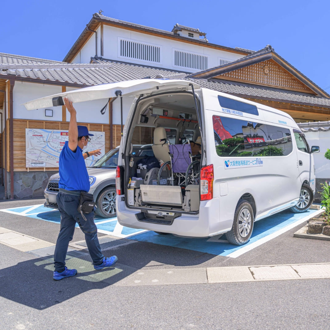 ReTabyの送迎車